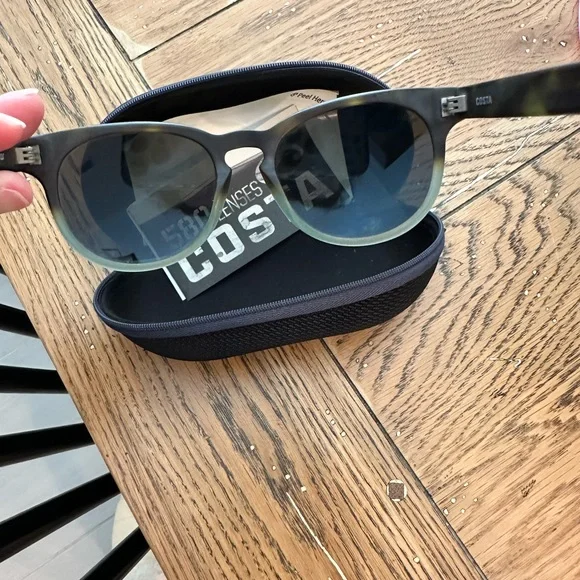 Costa Del Mar Matte Tidepool Sunglasses - Picture 3 of 6